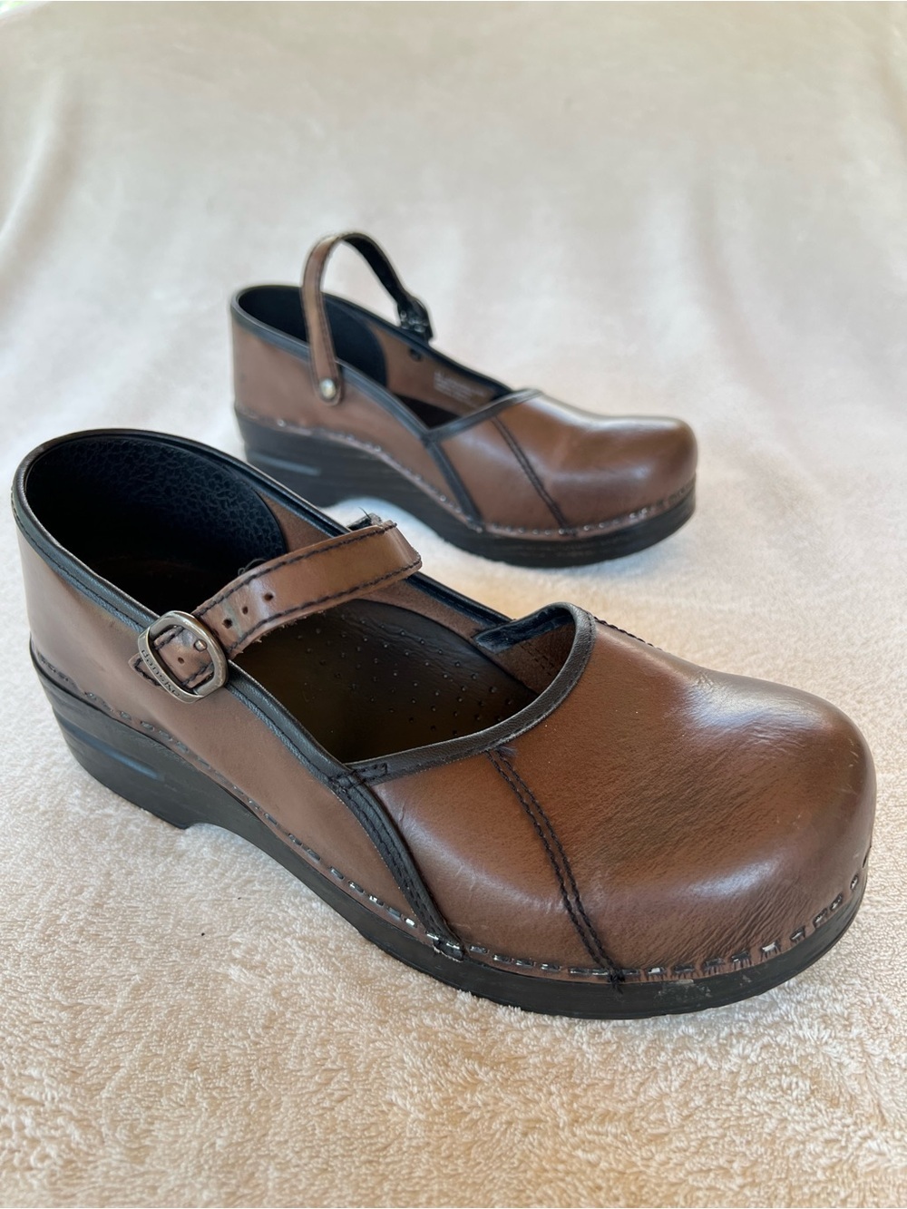 DANSKO Mary Jane Leather Marcelle Brown Cabrio Buckle Clogs 41 US 10.5